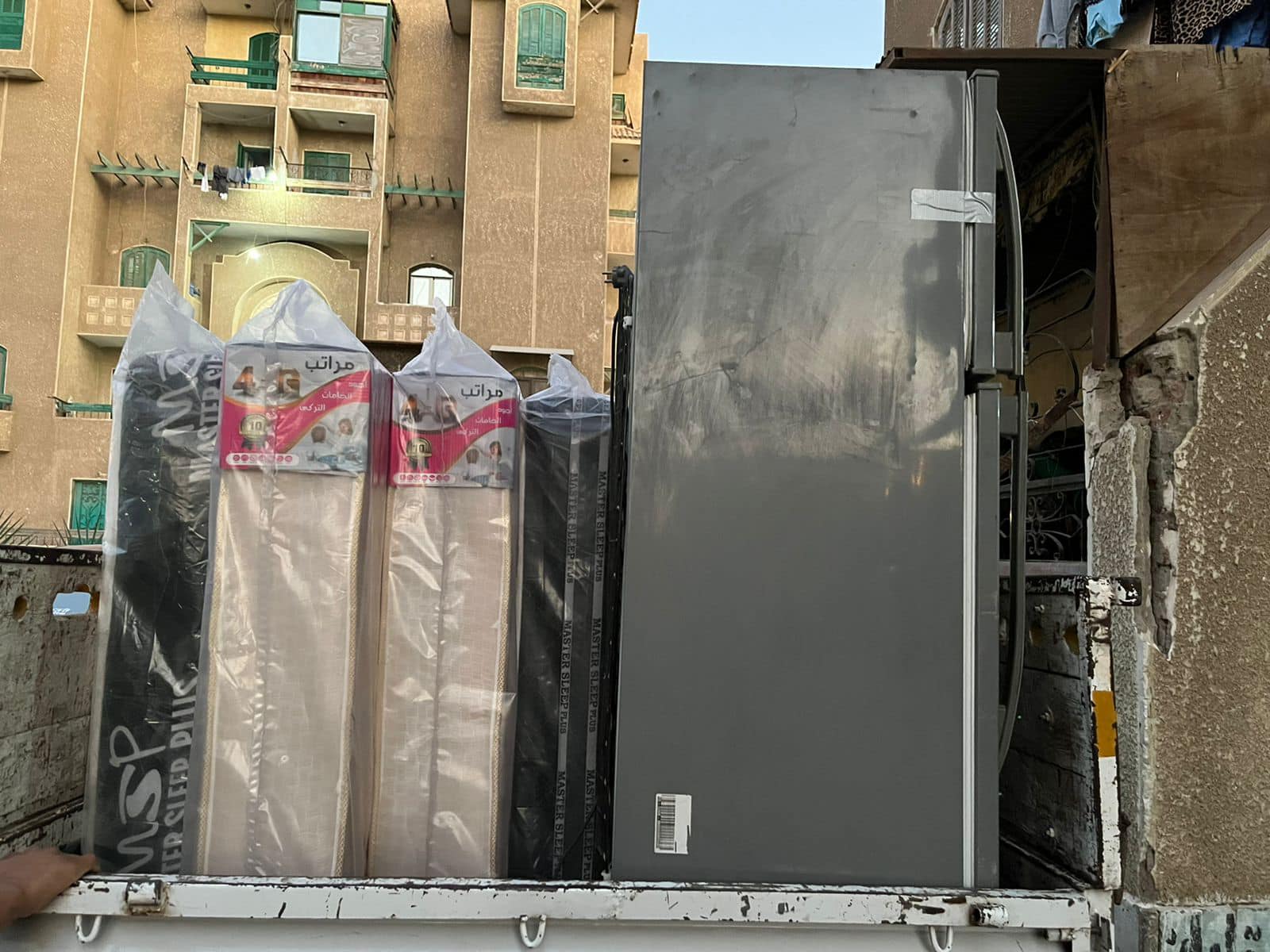 التكفل بمصاريف عملية جراحية وتأمين حاجيات بعض الأسر الوافدة حديثاً