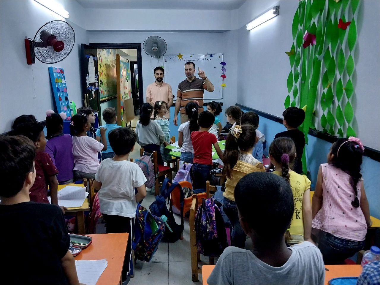 زيارة الدكتور ملهم الخن لمدرسة فرسان الغد في أكتوبر